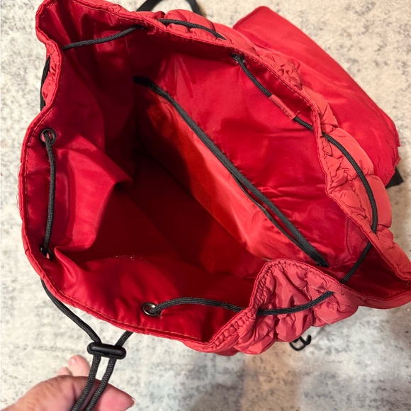 Puffer Backpack - Picture 2 of 3